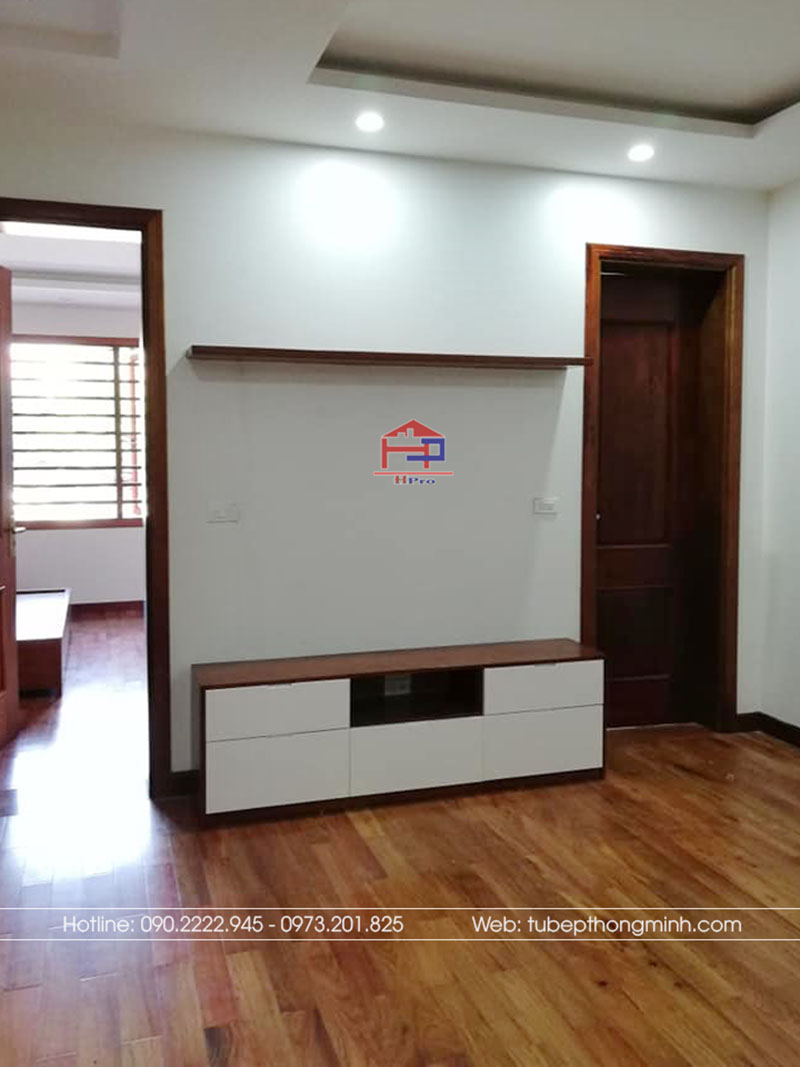 anh-thuc-te-ke-tivi-tang-2