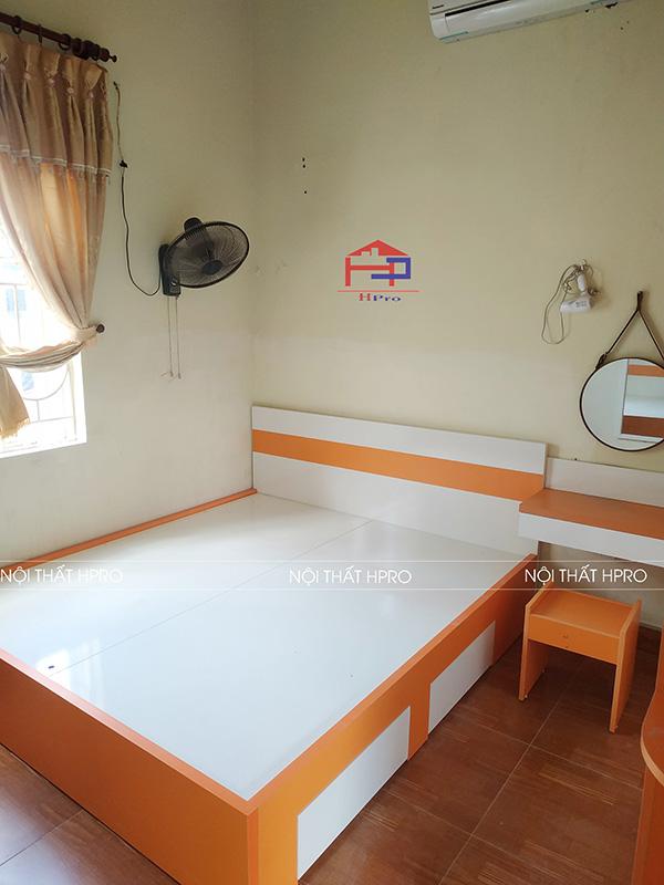 anh-thuc-te-noi-that-phong-ngu-go-melamine-nha-chi-thuy-tay-tuu-3