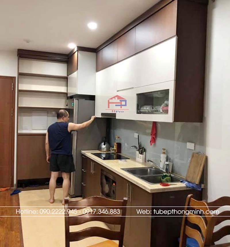 anh-thuc-te-tu-bep-go-laminate-tblm07-2 anh-thuc-te-tu-bep-go-laminate-tblm07-2