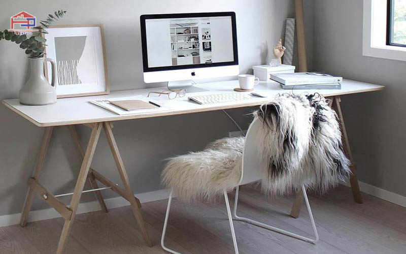 ban-lam-viec-toi-gian-12