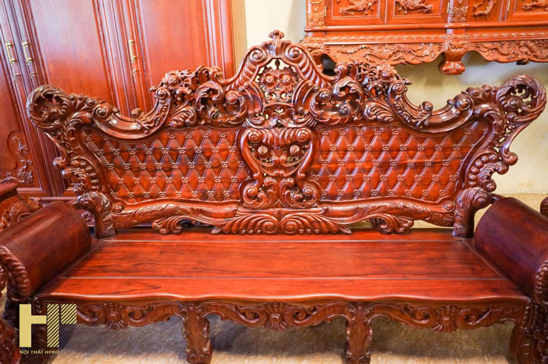 bo-ban-ghe-hoang-gia-go-huong-do-2 bo-ban-ghe-hoang-gia-go-huong-do-2