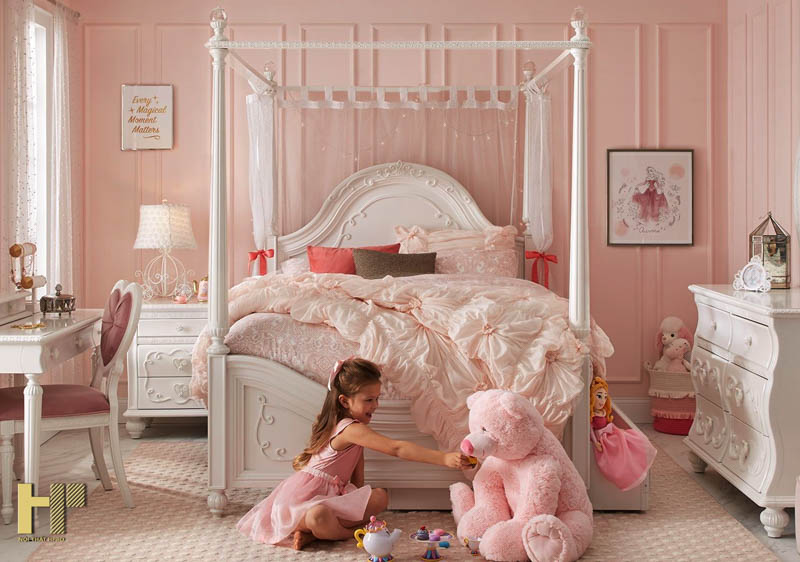 Bộ sưu tập giường công chúa cho bé gái mang đến nhiều tùy chọn và kiểu dáng phù hợp với mọi gu thẩm mỹ và phong cách của gia đình. Với giường được thiết kế tinh tế và chất liệu đa dạng, bạn sẽ tìm thấy một chiếc giường ưa thích cho bé gái yêu thương của mình.