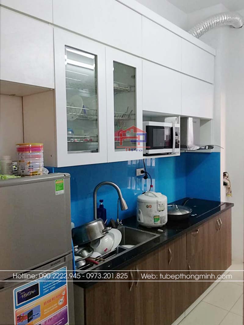 hinh-anh-thuc-te-tu-bêp-go-laminate-tblm14-4 hinh-anh-thuc-te-tu-bêp-go-laminate-tblm14-4