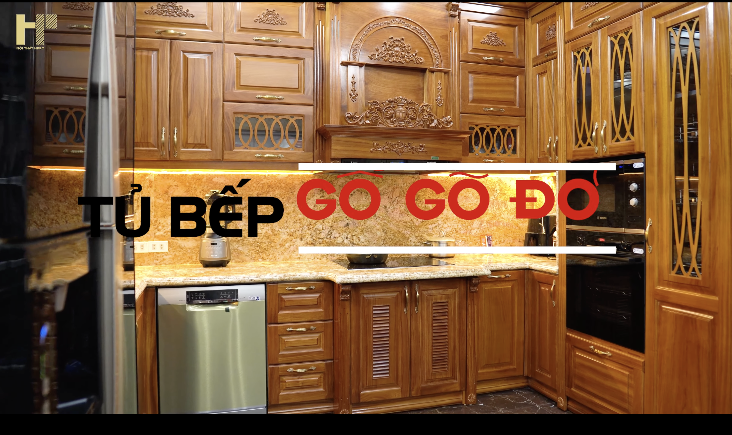 Tủ bếp gỗ gõ đỏ tân cổ điển