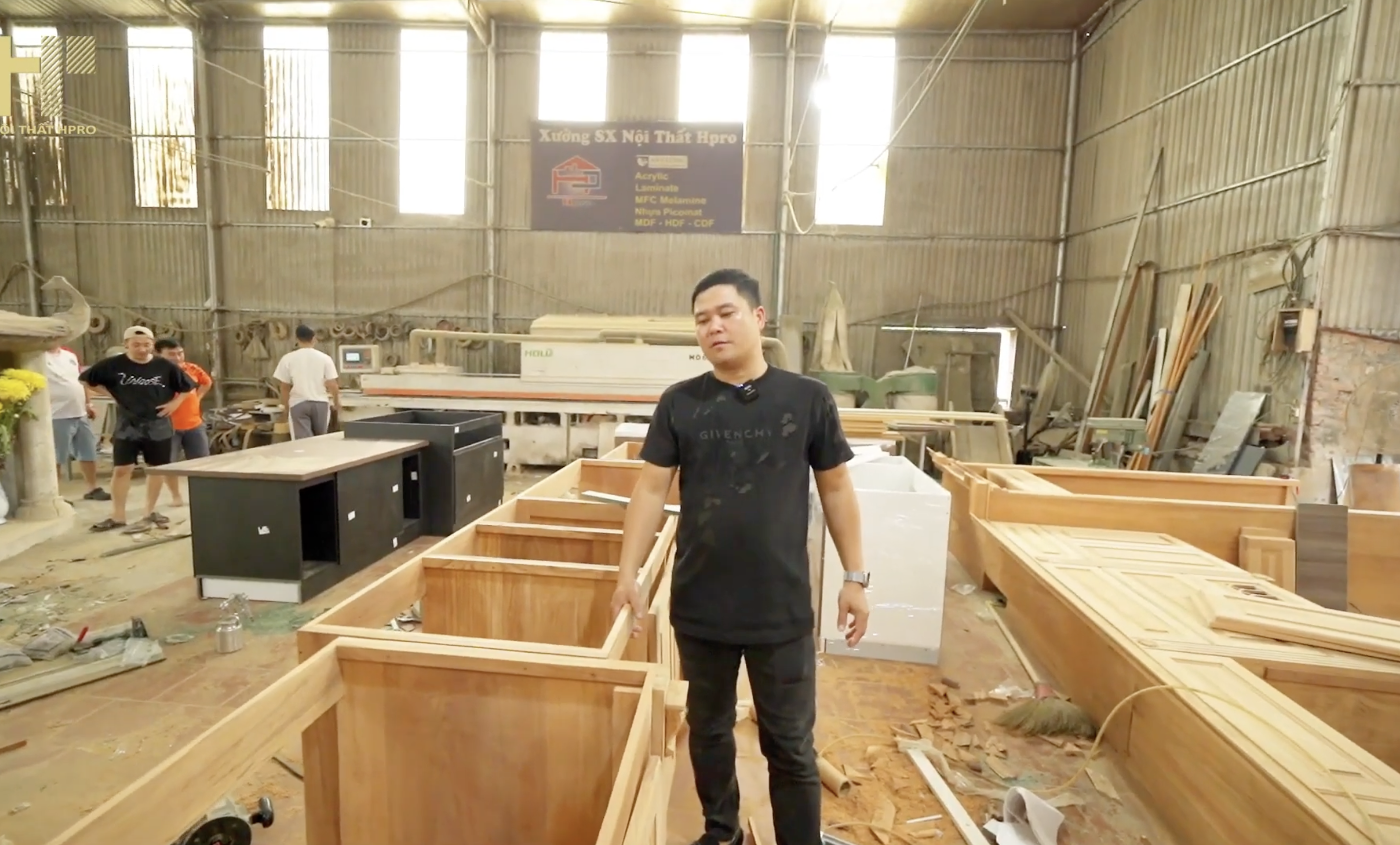 Mẹo phân biệt gỗ tự nhiên thật và giả tại Xưởng