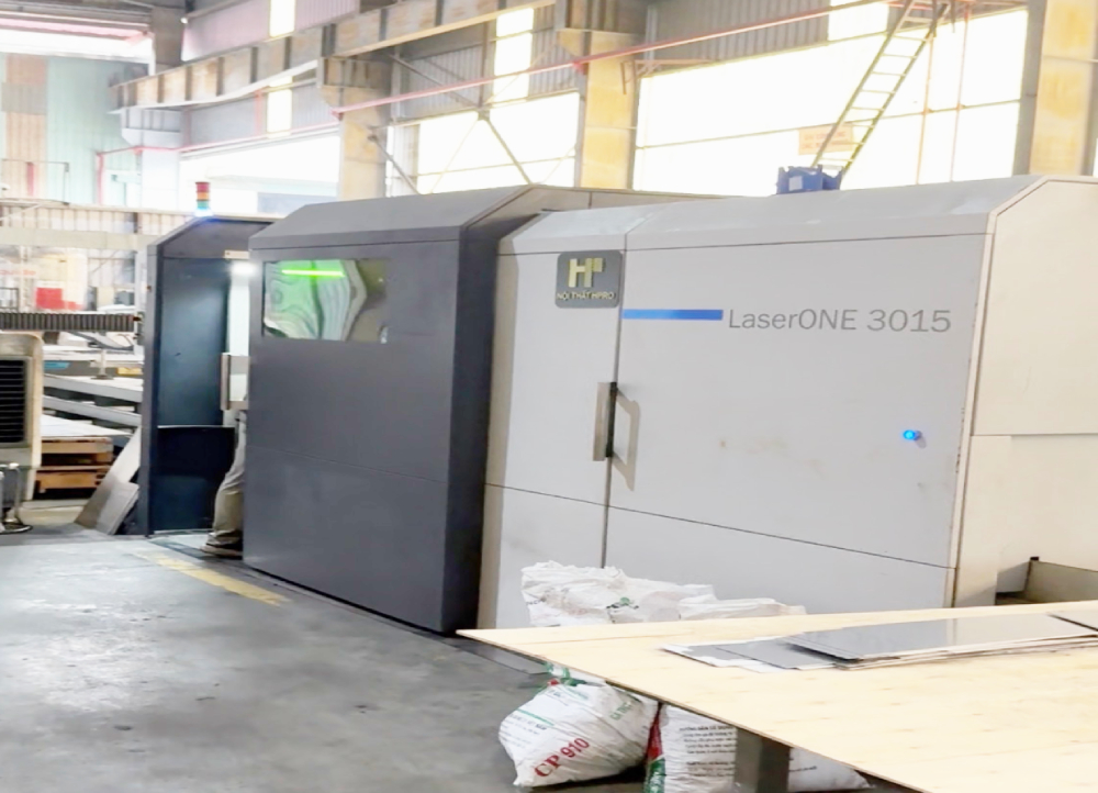 Máy cắt tấm inox Lazer CNC hiện đại nhất Miền Bắc 