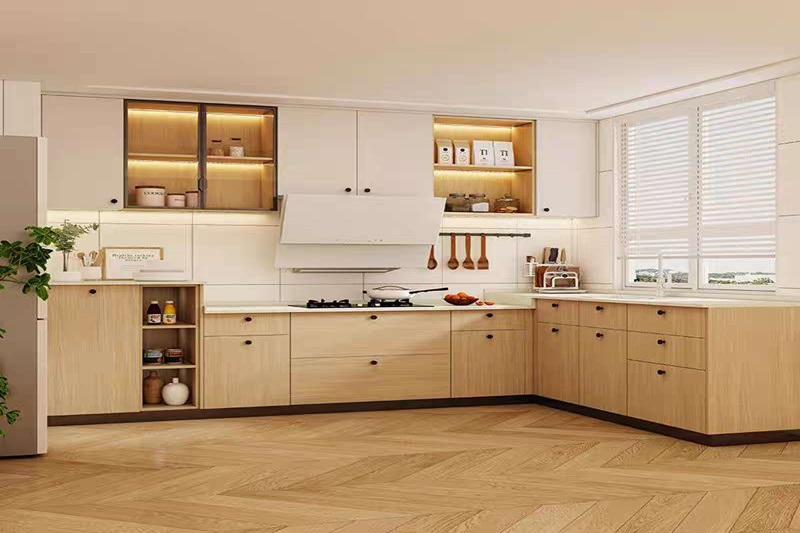 Không chỉ đơn giản, cánh tủ bếp nan gỗ còn giúp mang lại sự thông thoáng cho bếp