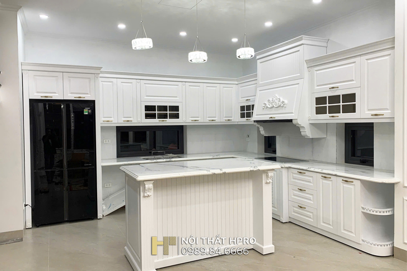 Tủ bếp tân cổ điển TBCD06 sang trọng nhà chị Thuỷ - Hoàng Mai HN