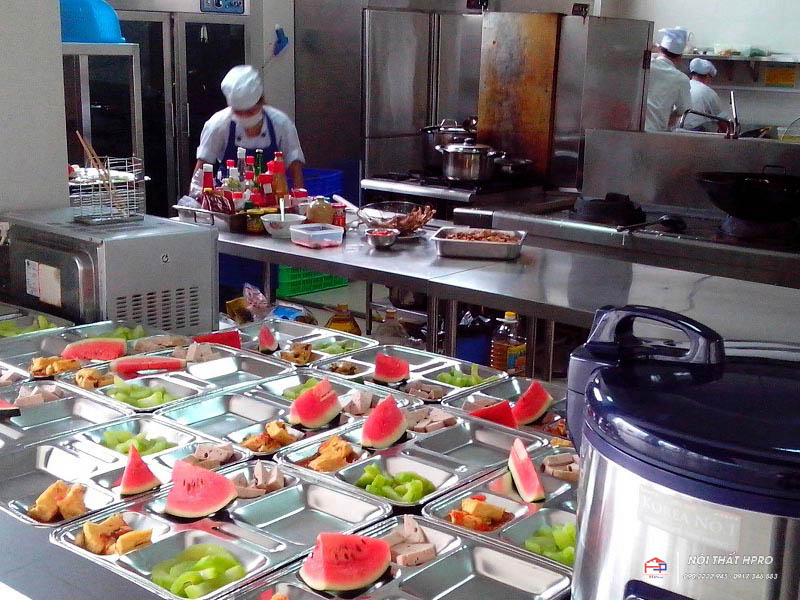 thiet-ke-bep-nha-hang-nho-2