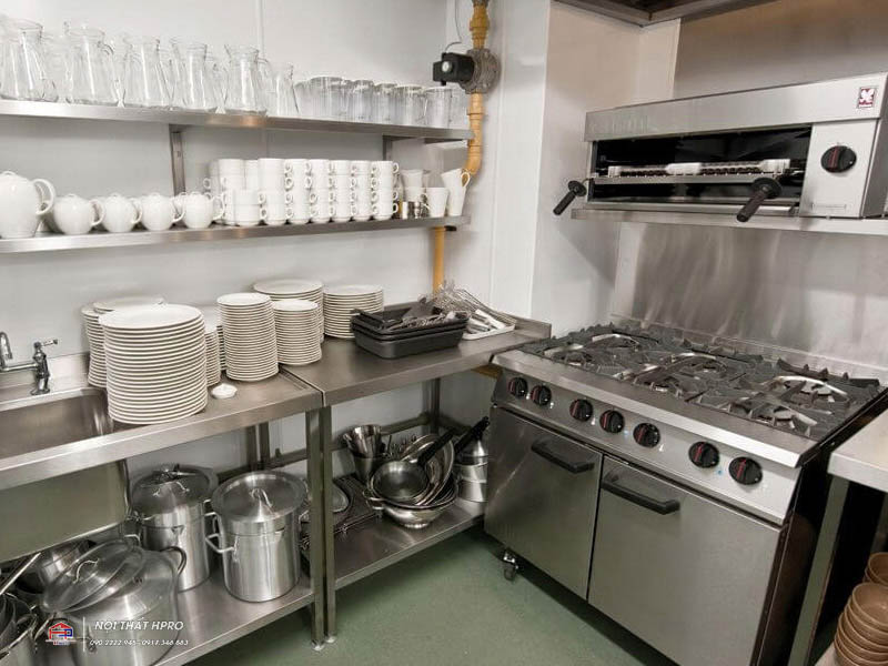 thiet-ke-bep-nha-hang-nho-6