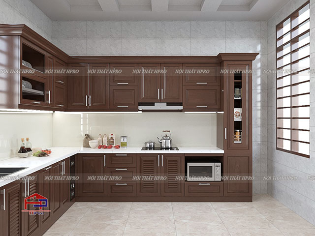 Tủ bếp gỗ sồi mỹ TBSM04 là sản phẩm cao cấp, được làm tỉ mỉ từng chi tiết. Sử dụng gỗ sồi mỹ chất lượng cao, tủ bếp này mang đến sự sang trọng, đẳng cấp và bền bỉ cho căn nhà của bạn.