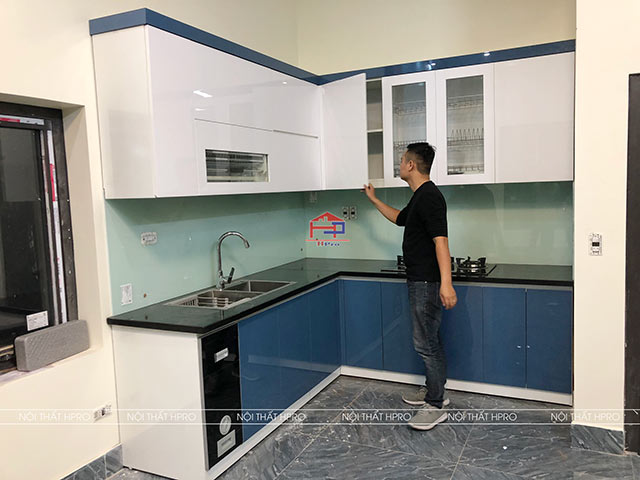 Tủ bếp Acrylic TBAC02 nhà anh Quỳnh - Nam Định - Sự kết hợp gam ...