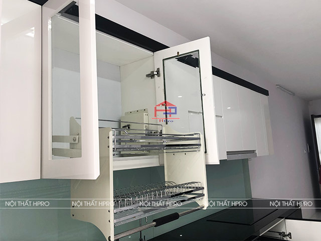 tu-bep-acrylic-tbac08-nha-anh-long-xuan-la-tay-ho-hn-6