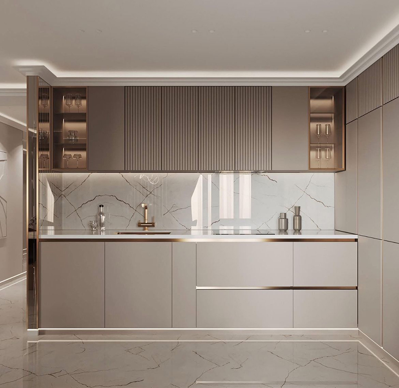 Mẫu 7: Acrylic trắng + kính ốp bếp trong/sáng màu