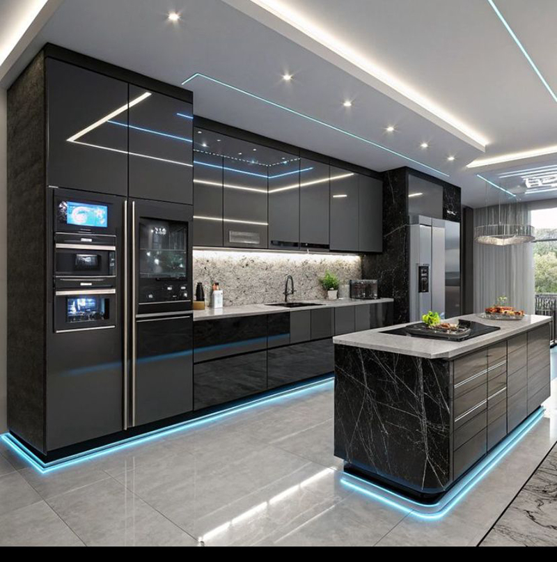 Mẫu 3: Tủ bếp có cánh kính đen kết hợp đèn LED âm tủ