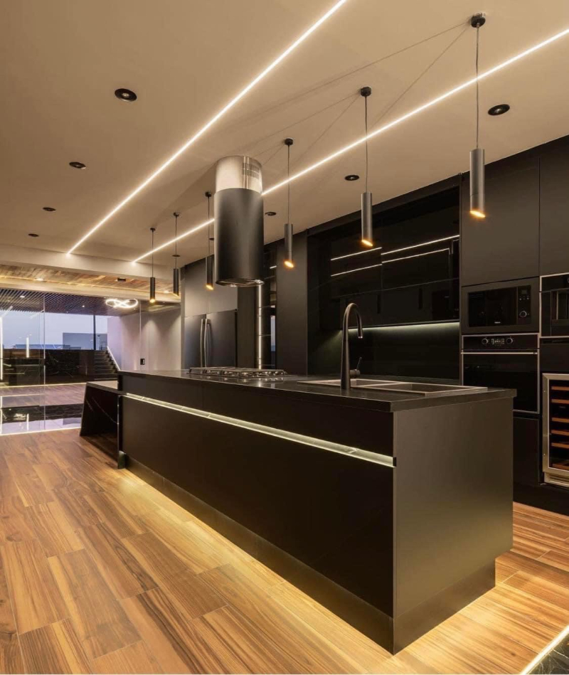 25+ mẫu tủ bếp có cửa sổ đẹp, tối ưu ánh sáng 2026