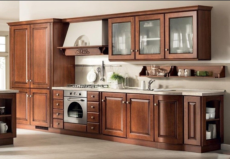 Mẫu 7: Tủ bếp gỗ hương chữ I kết hợp mặt đá sáng màu