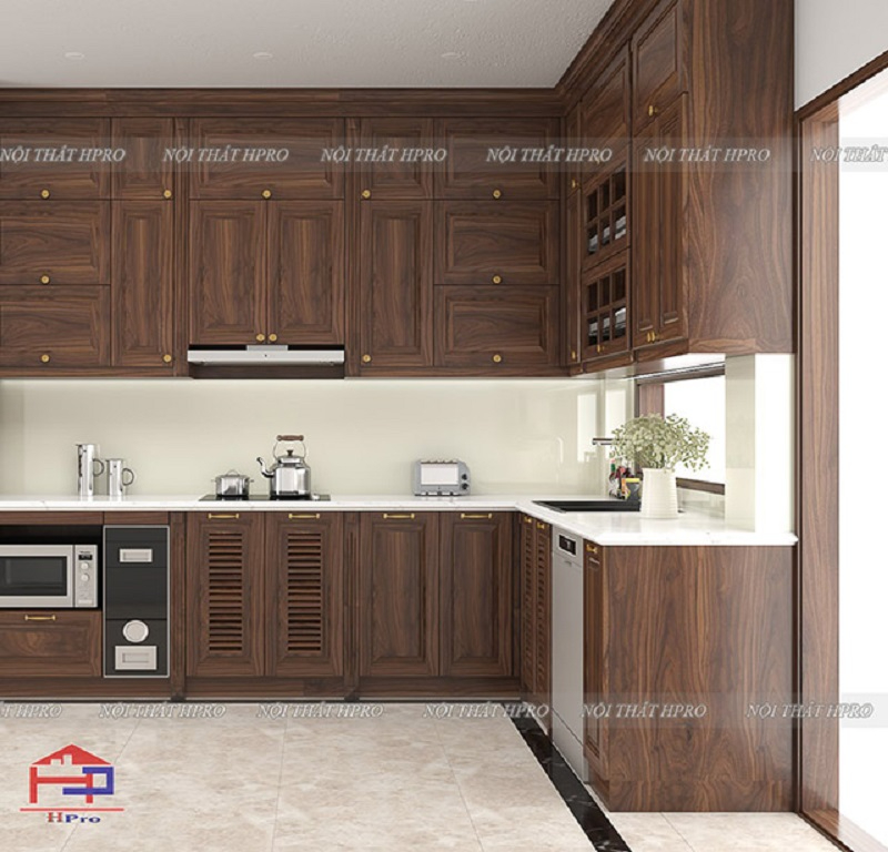 Tủ bếp gỗ tự nhiên sang trọng và bền theo thời gian