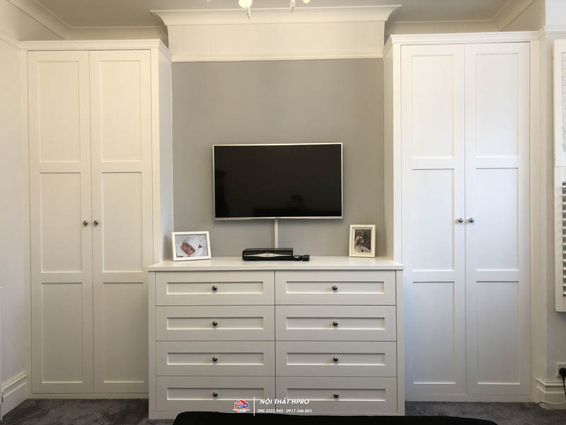 tu-quan-ao-ket-hop-ke-tivi-4