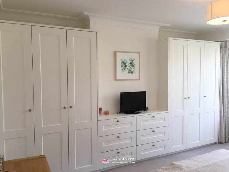 tu-quan-ao-ket-hop-ke-tivi-6