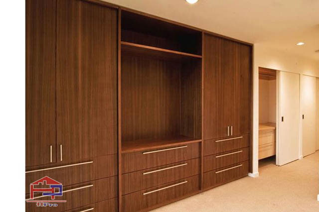 tu-quan-ao-go-oc-cho-19