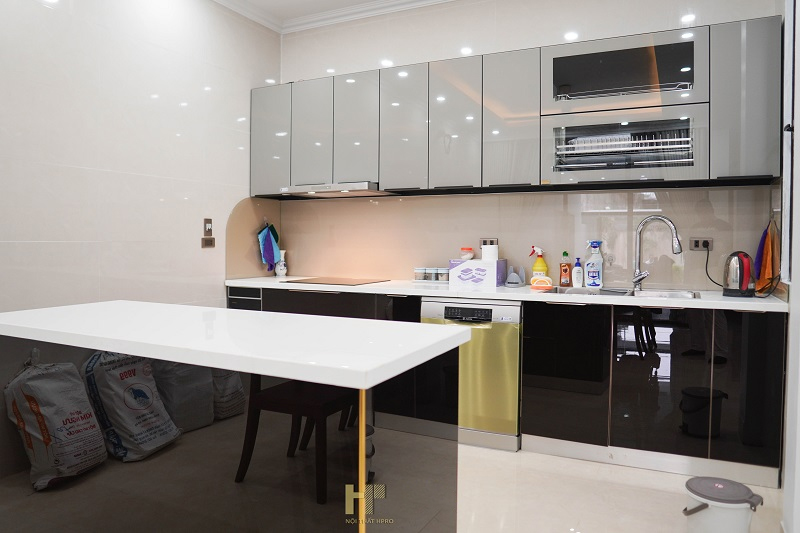 Hoàn thiện tủ bếp inox 304 cánh kính nhà anh Huy - Việt Trì